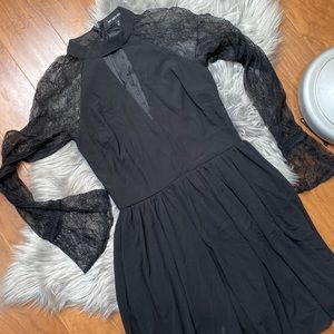 Lace sleeve dress